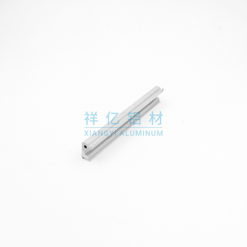 铝合金轨道型材3